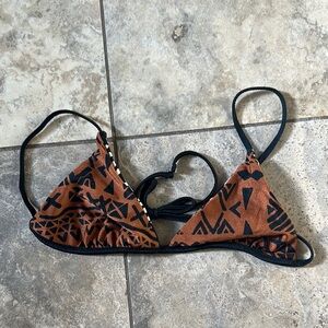 REVERSIBLE Patterned Bikini Top
